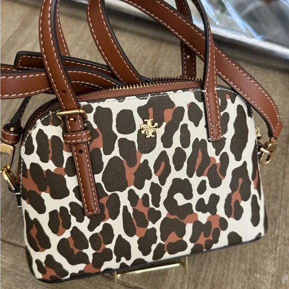 Tory Burch Emerson dome crossbody bag NWOT - Picture 4 of 17